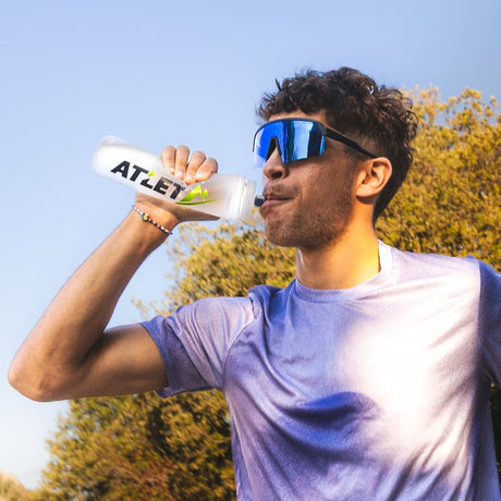 Que boire pendant le sport ? Eau ou boisson énergétique ?
